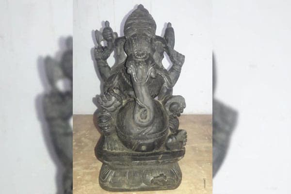 Handmade wood carving in Madurai